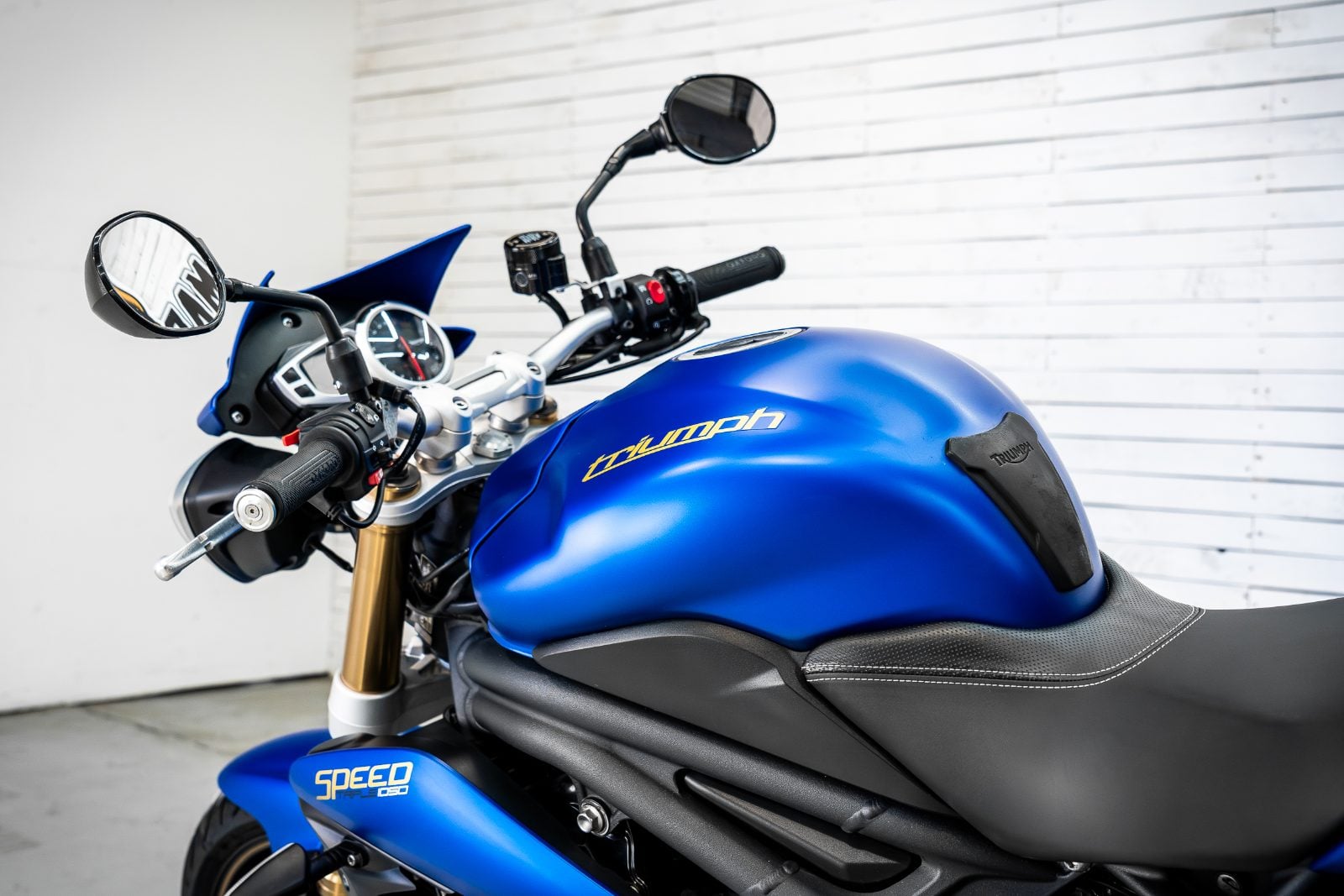 2014 Triumph Speed Triple 1050 ABS in Satin Blue - cockpit and fuel tank