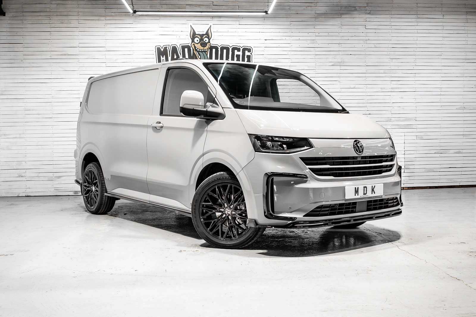 2026 Volkswagen Transporter T28 Panel Van - Image 2
