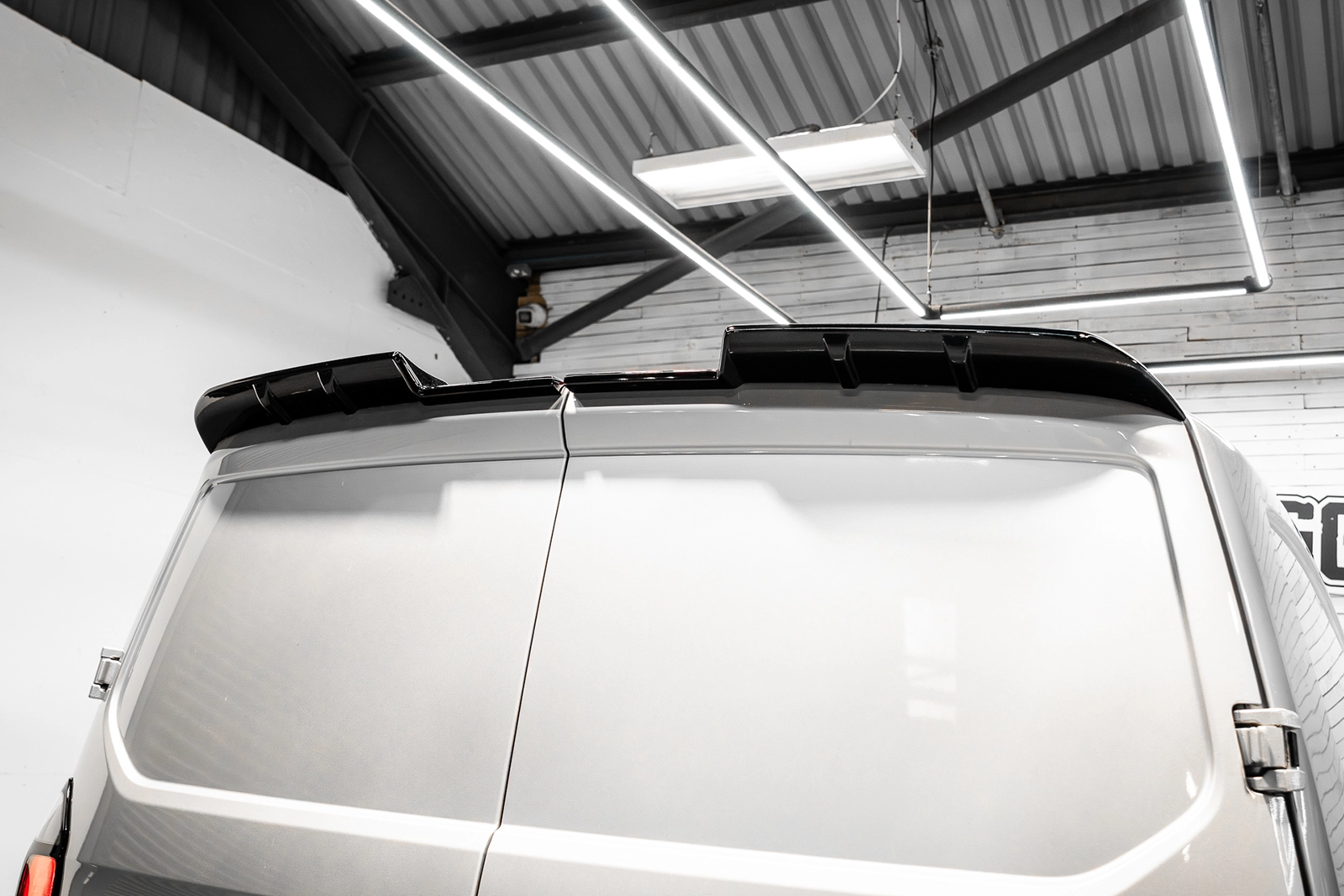 2024 Ford Transit Custom - Image 37