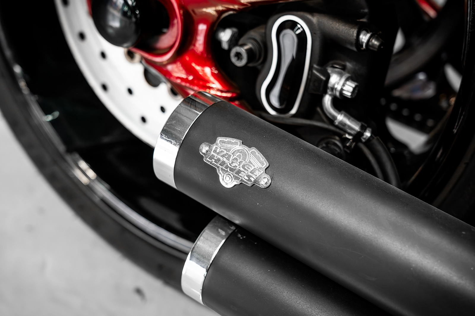 2016 Harley-Davidson CVO Pro Street Breakout - Image 31