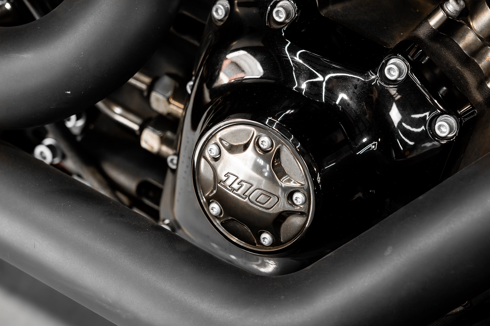 2016 Harley-Davidson CVO Pro Street Breakout - Image 25