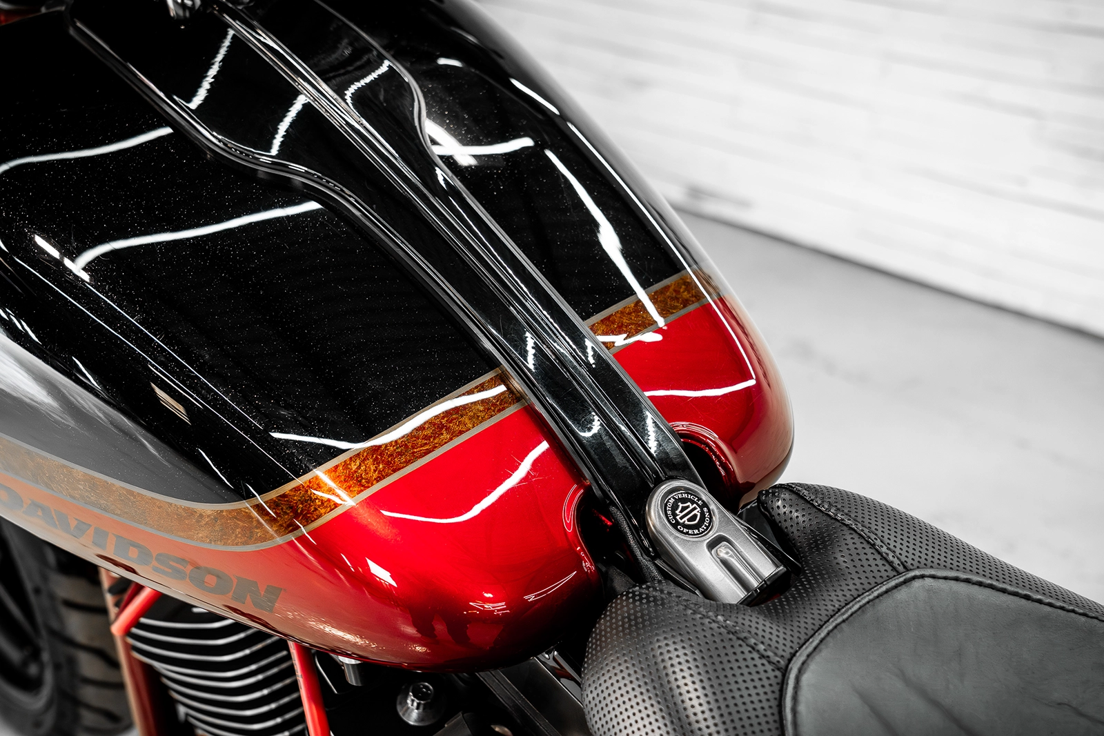 2016 Harley-Davidson CVO Pro Street Breakout - Image 14