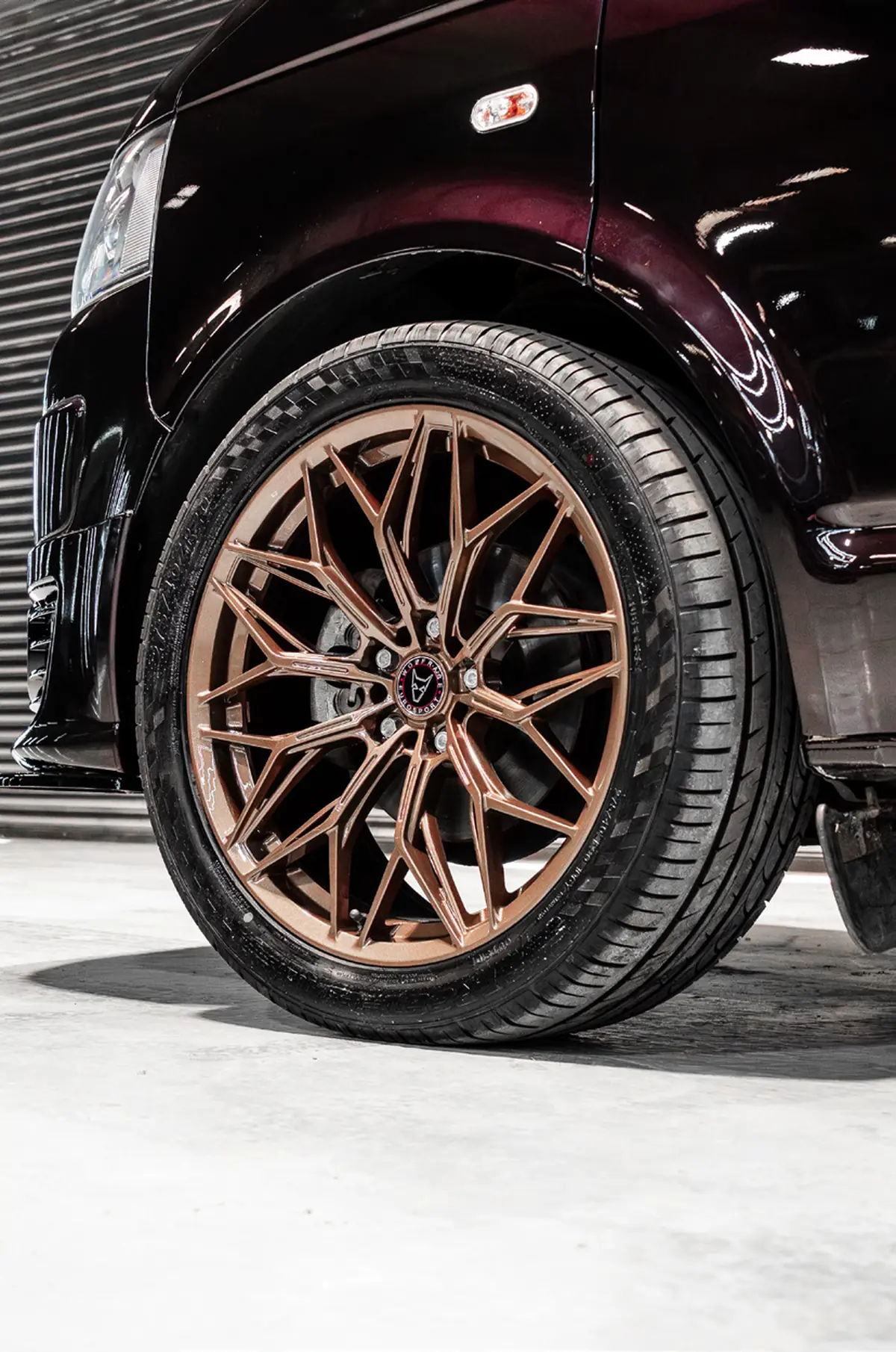 Bronze load-rated alloy wheel on a VW Transporter